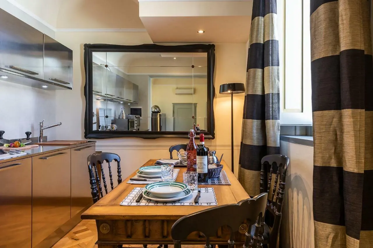 Apartments Florence - Elegant Giotto إيطاليا